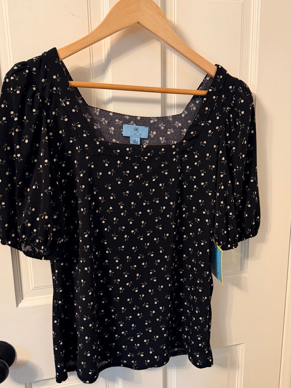 CeCe Black Top with White Floral Print